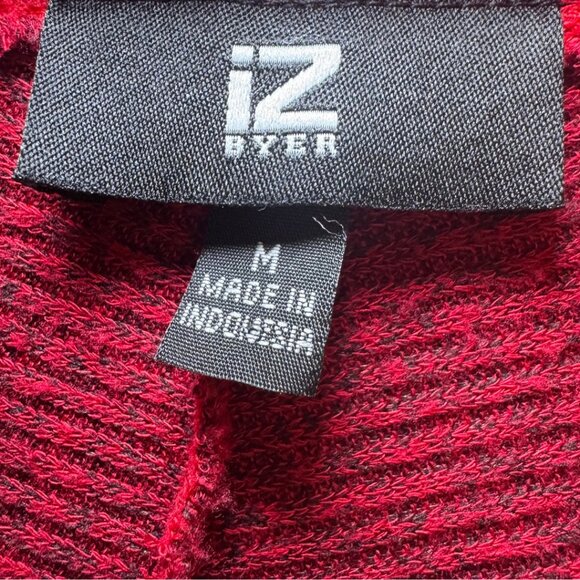 iZ Byer Red Cowl Neck Tunic Sweater Long Sleeve Handkerchief Hem Size Medium - Picture 6 of 6